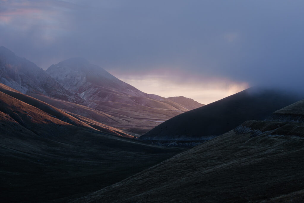 Vista all'alba dal Valico Di Monte Cristo (L'Aquila). 25 Ottobre 2025